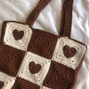 Hazel – Brown Heart Check Tote Bag
