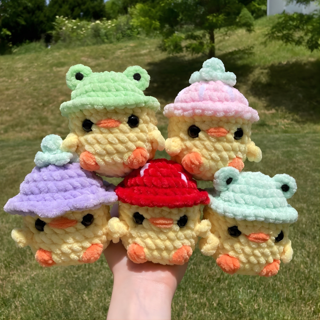 Dress-Up Ducks – Crochet Plushies