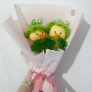Froggie Duo – Crochet Bouquet